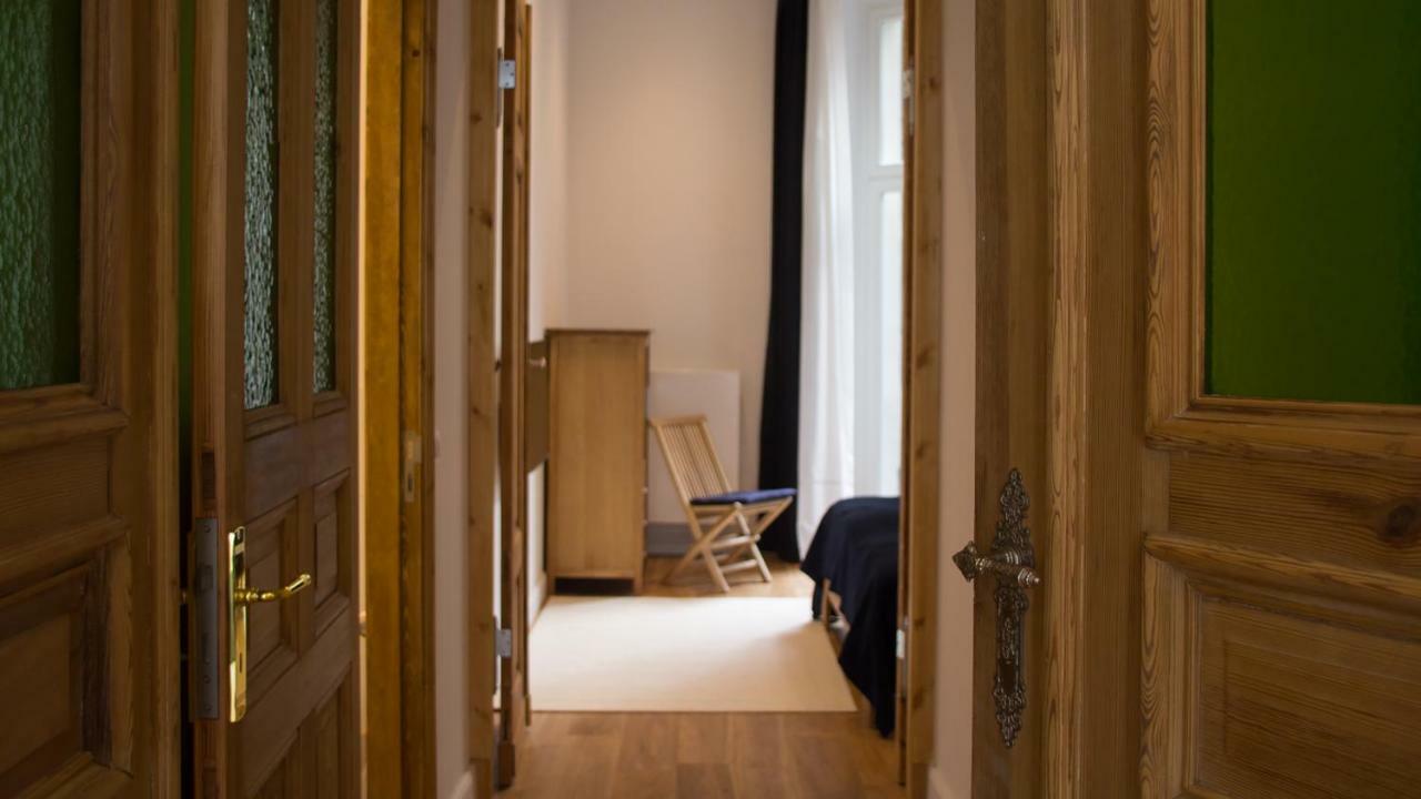 City-Apartment Berlin Charlottenburg Екстериор снимка