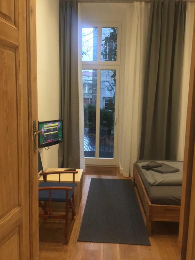 City-Apartment Berlin Charlottenburg Екстериор снимка