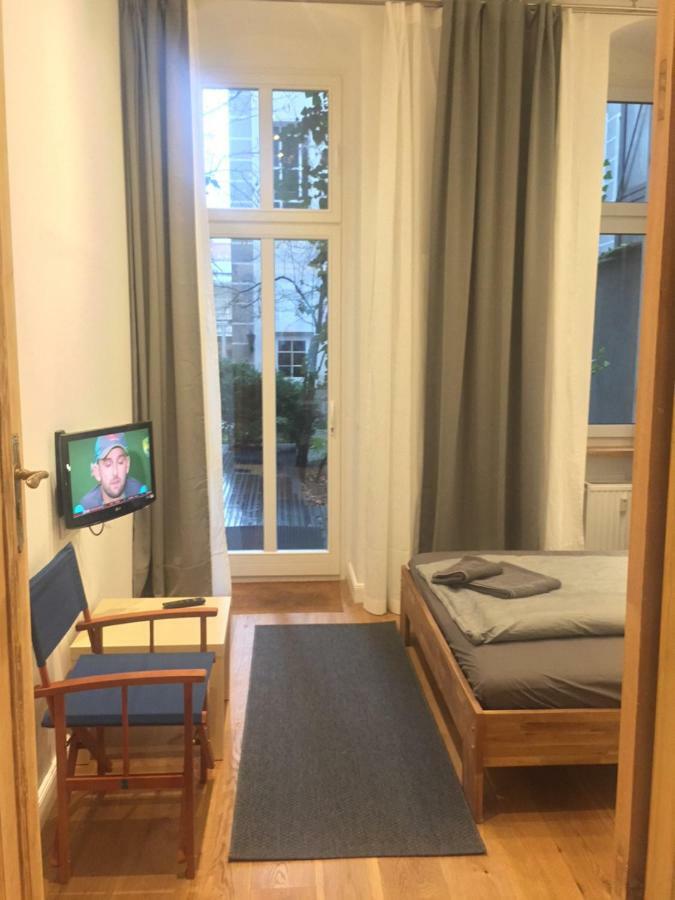 City-Apartment Berlin Charlottenburg Екстериор снимка